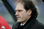 Rotterdam, 11 December 2005 Kompetiewedstrijd seizoen 2005/2006
Feyenoord-PSV, eindstand 1-0
Henk Duut