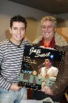 Utrecht 14 december 2005
Jan Smit  met Jaap buijs vooraf aan optreden voor 15000 gehandicapten in Jaarbeurs Utrecht.