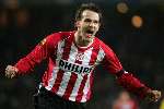 Eindhoven, 3 December 2005
Kompetitiewedstrijd Seizoen 2005/2006 
PSV-NAC Breda, eindstand 3-0
Jan Vennegoor of Hesselink is erg gelukkig met zijn treffer 1-0
© Foto Bart Bel