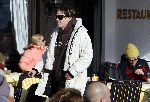 Oberlech 27 december 2005
Linda de Mol met familie op ski vkantie.
Johnny de Mol