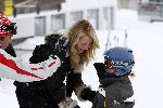 Oberlech 28 december 2005
Linda de Mol op skivakantie met Sander Vahle en Julian en Noah.