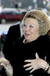 Amsterdam 7 december 2005
Uitreiking prins Claus prijs in het ij muziek theater.
Koningin Beatrix
