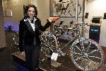 Amsterdam 8 december 2005
VIP avond miljonairs fair in Rai.
Leontien Zijlaard v Moorsel met speciale fiets