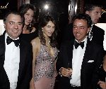 Amsterdam 8 december 2005
VIP avond miljonairs fair in Rai.
Liz Hurley met Yves Gijraths en Benno leeser