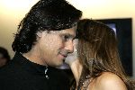 Amsterdam 8 december 2005
VIP avond miljonairs fair in Rai.
Liz Hurley met vriend en verloofde