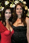 Amsterdam 8 december 2005
VIP avond miljonairs fair in Rai.
Marielle bastiaanse en Mariska Hulscher