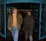 Den Haag 31 december 2005
Koningin Beatrix geopereerd aan haar knie in Rode kruis ziekenhuis.
Prins Willem Alexander en Maxima komen op bezoek.