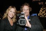 Amsterdam 10 november 2005
 de miljonair fair  
Micky Hoogendijk met cameraman van RNN7