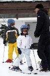 Oberlech 28 december 2005
Linda de Mol op skivakantie met Sander Vahle en Julian en Noah de Mol.