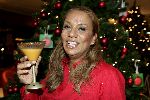 Amsterdam 12 december 2005
Kerstdiner bij de kersentuin met bn ers van Talpa in keuken en bediening.    
Patty Brard