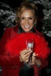 de Kwakel 23 december 2005
Kerstborrel Gerard Joling.
Patty Brard met champagne