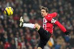 Eindhoven, 29 December 2005 Kompetitiewedstrijd Seizoen 2005/2006 PSV-FC Twente, eindstand 1-1
Phillip Cocu in een mooie aktie
© Foto Bart Bel