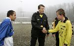Amersfoort 10 december 2005
Prins Constantijn voetbalt met gehandicapten.
Als scheidsrechter