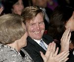 Amsterdam 7 december 2005
Uitreiking prins Claus prijzen in muziekcentrum aan het ij.
Prins Willem Alexander en Koningin Beatrix