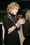 Utrecht 2 december 2005
Prinses Laurentien opent beurs voor kinderen met een handicap.
Prinses laurentien zwanger van derde kind.