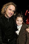 Zeist 7 december 2005
Premiere de Griezelbus.
Roland Jan heyn met zoon