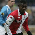 Rotterdam, 11 December 2005 Kompetiewedstrijd seizoen 2005/2006
Feyenoord-PSV, eindstand 1-0
Salomon Kalou