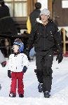 Oberlech 27 december 2005
Linda de Mol met familie op ski vkantie.
Sander Vahle met Noah