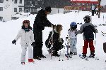 Oberlech 28 december 2005
Linda de Mol op skivakantie met Sander Vahle en Julian en Noah.