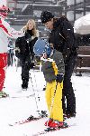 Oberlech 28 december 2005
Linda de Mol op skivakantie met Sander Vahle en Julian en Noah.