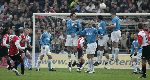 Rotterdam, 11 December 2005 Kompetiewedstrijd seizoen 2005/2006
Feyenoord-PSV, eindstand 1-0
Timmy simons ALEX PSV Jan Vennegoor of Hesselink Michael Lamey Dirk Kuyt Jason Culina