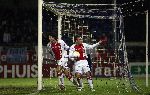 Eindhoven, 22 December 2005
Bekerwedstrijd 1/8 finale voor de Gatorade-Cup Seizoen 2005/2006. FC Eindhoven-AJAX, eindstand 1-6
Wesley Sneijder en Nourdin Boukhari
