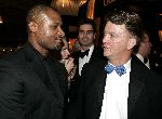 Amsterdam 8 december 2005
VIP avond miljonairs fair in Rai. 
Louis v Gaal met Winston Bogarde