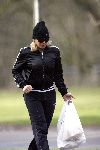 Amsterdam 21 januari 2006
Connie Breukhoven hardlopen in vondelpark met boodschappen.