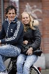 Amsterdam 21 januari 2006
Ellemieke Vermolen met Jose Fortes Rodriques op omafiets