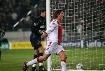 Amsterdam, 22 Februari 2006 Champions League 1e ronde na voorrondes Seizoen 2005/2006 AJAX-Internationale, Eindstand 2-2 Klaas Jan Huntelaar maakt zijn eerste doelpunt voor zowel AJAX als in de champinsleague