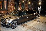 Amsterdam 29 januari 2006
Modeshow wolford in westergas fabriek.
Mini  cooper limousine.