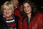 Rotterdam 26 januari 2006
Premiere het zwijgen in de doelen.
Nelly frijda met dochter