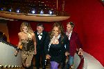 Scheveningen 4 oktober 2003
Opnames casino kings in het holland casino in scheveningen.
Martijn krabbe rene froger wendy v dijk patty brard ron brandsteder en chris zegers en john de mol jr
willem dubois en rossana lima