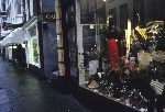 Den Haag, 22 December 1993
Patty Brard failliet met haar winkel door grote schuld van haar vriend Eric Peute