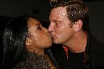 Hilversum 28 januari 2006
opnames idols in studio 21.
Rafaella met vriend kussend
Peter Smulders bv