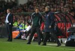 Eindhoven, 20 Februari 2007 Champions Leaguewedstrijd
PSV-FC Arsenal 1e ronde Eindstand 1-0 Seizoen 2006/2007
Arsene Wenger wordt aangesproken door de vierde official
