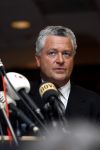 Amsterdam 19 februari 2007
Bram Moszkowicz geeft persconferentie in het Holiday inn waar hij oa vertelt dat hij stopt met de verdediging van Willem Holleeder.
Peter Smulders bv