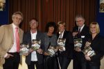 Amsterdam 23 januari 2007
Presentatie boek postcodeloterij in Artis met oa Carolien Tensen Ruud Gullit Henny Huisman Jan Vriend Arno Woesthoff met vrouw Bea Post en direkteur Boudewijn Poelmann.