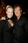 Uitgeest 17 januari 2007
Gerard Joling en Denise Boekhoff bij feest Henk Geels in bobs saloon.
