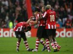 Eindhoven, 20 Februari 2007 Champions Leaguewedstrijd
PSV-FC Arsenal 1e ronde Eindstand 1-0 Seizoen 2006/2007
Edison Mendez heeft in de 63e minuut PSV op 1-0 gebracht en wordt gefeliciteerd door zijn ploeggenoten Alex PSV, Phillip Cocu, Tardelli, Timmy Simons, Arouna Kone en Carlos Salcido , Jan Kromkamp en Manuel Da Costa