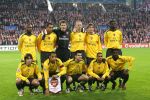 Eindhoven, 20 Februari 2007 Champions Leaguewedstrijd
PSV-FC Arsenal 1e ronde Eindstand 1-0 Seizoen 2006/2007
Elftal van Arsenal met v.l.n.r.: William Gallas, Gilberto, Jens Lehman, Philippe Senderos, Alexander Hleb en Emmanuel Adebayor.
Gehurkt v.l.n.r.: Tomas Rosicky, Thierry Henry, Francesca Fabregas, Gael Clichy en Kolo Toure