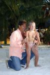 Curacao 7 januari 2007
Gerard Joling met zijn moeder op vakantie op curacao.