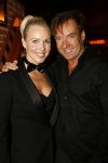 Uitgeest 17 januari 2007
Gerard Joling en Denise Boekhoffbij feest Henk Geels in bobs saloon.