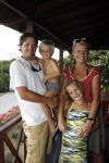 Curacao 3 januari 2006
Irene Moors met haar man Barry en kinderen op vakantie bij Papagayo.
Peter Smulders bv