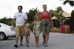 Curacao 3 januari 2006
Irene Moors met haar man Barry en kinderen op vakantie bij Papagayo.