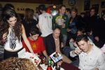 Uitgeest 17 januari 2006
Feest Henk Geels in Bobs saloon.
Jan Smit en Yolanthe Cabau v Karsbergen en zusje jan smit