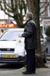 Amsterdam 20 januari 2007
Joop Braakhekke met zijn hond op de cornelis schuytstraat.
bv