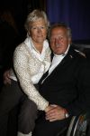 Uitgeest 17 januari 2007
Koos Alberts met zijn vrouw Joke bij feest Henk Geels in Bobs saloon.