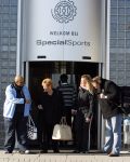 Amstelveen 25 januari 2007
SBS 6 is bezig met programma met afvallen en bekende nederlanders. Renee de Haan Mark Dakriet Menno Kohler en Barbara de Loor verlaten special sports na een training.