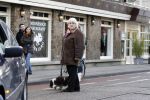 Amsterdam 27 januari 2007
Nelly Fryda met hond op de pc hooftstraat.